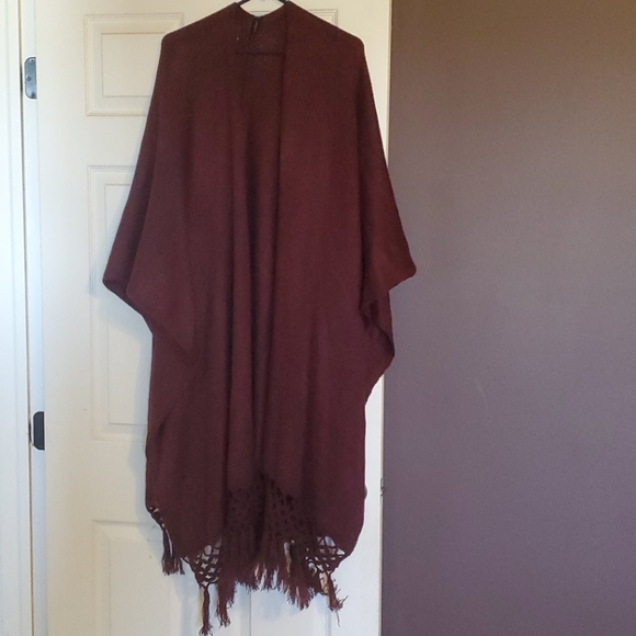Lane Bryant Sweaters - Lane Bryant Plus Size Poncho/Wrap One Size